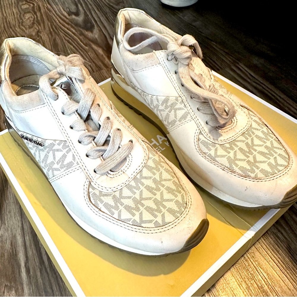 Michael kors sneakers